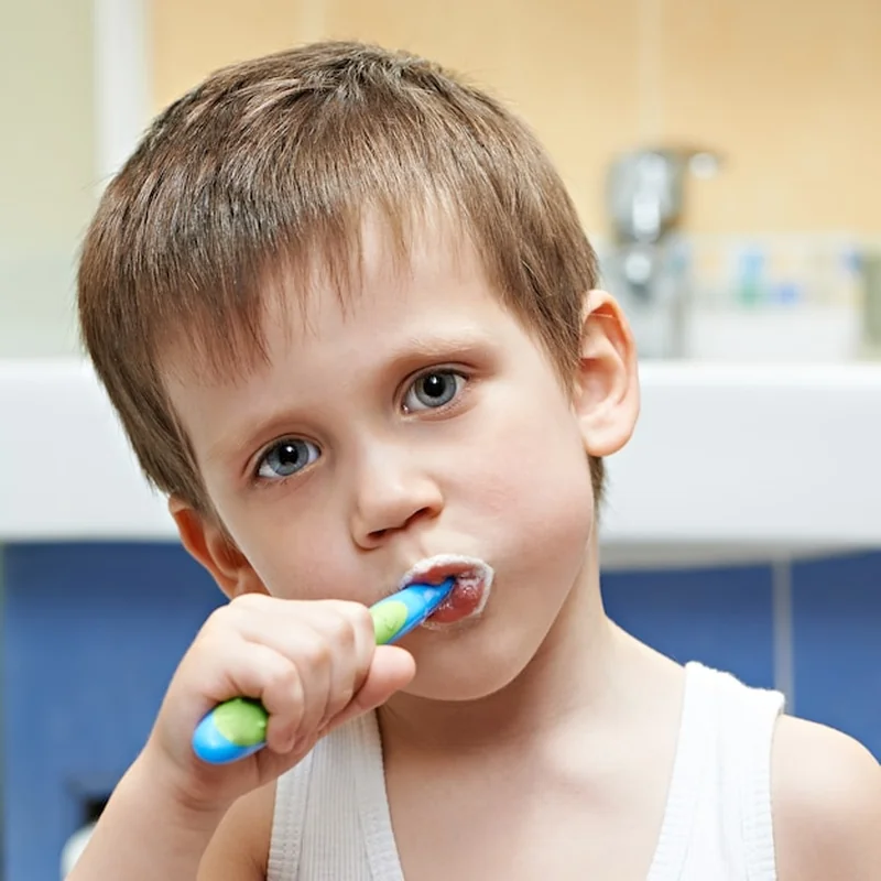 Od kiedy fluoryzacja u dzieci? Profilaktyka próchnicy zębów